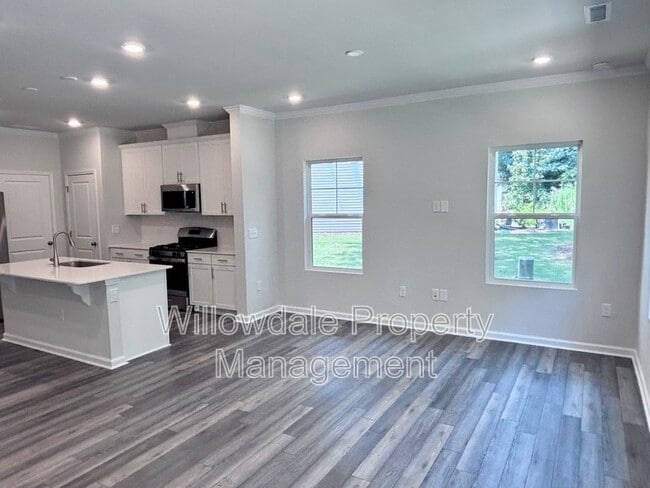 Building Photo - 171 Peebles Dr