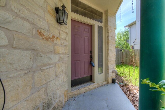 Building Photo - 14721 Noya Dr