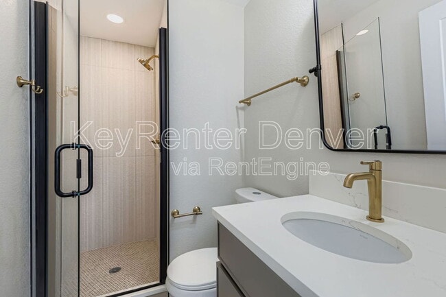 Building Photo - 4100 E Warren Ave