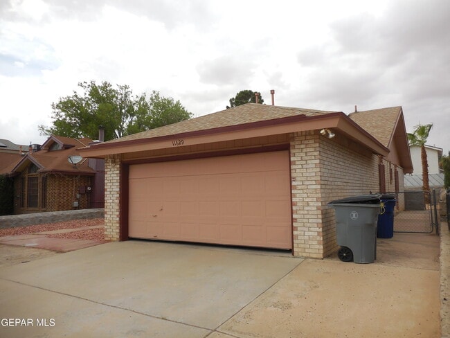 Building Photo - 11629 Kristy Weaver Dr