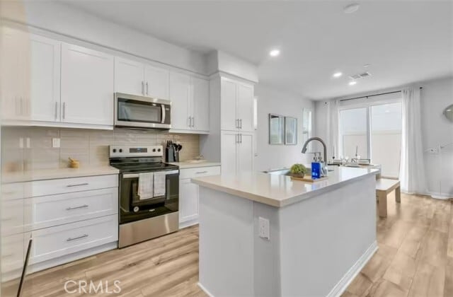 Building Photo - 1424 Prairie Rose