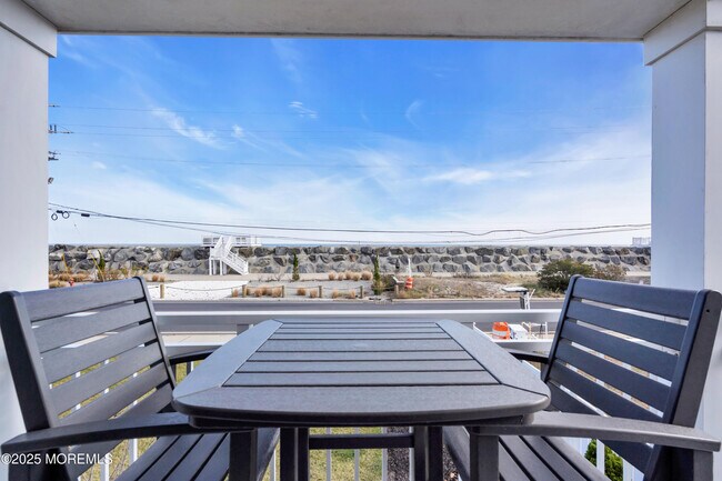 Building Photo - 150 Ocean Ave