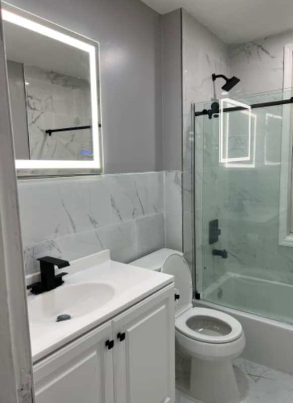 Building Photo - 366 4th St
