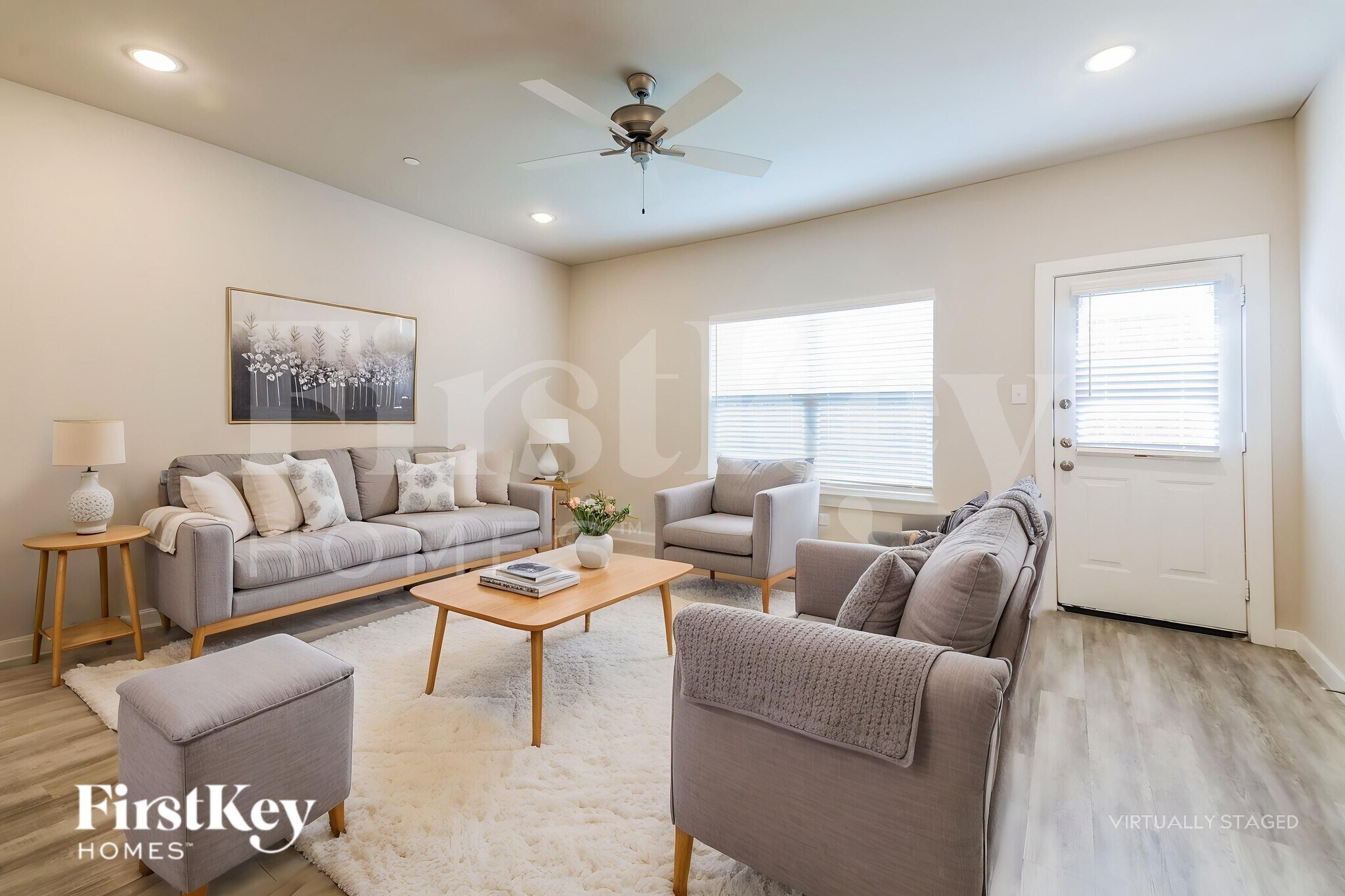 Building Photo - 324 Nima Ln