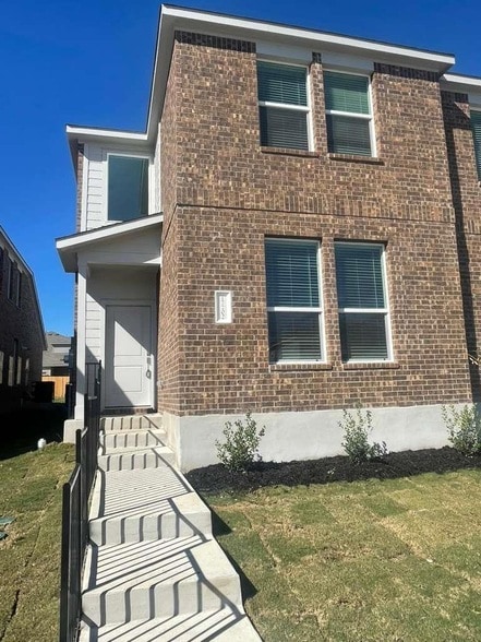 Building Photo - 17702 Sage Thrasher Dr