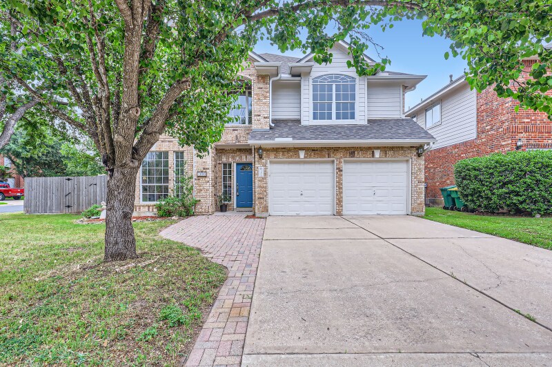 Building Photo - 1200 Boerne Dr