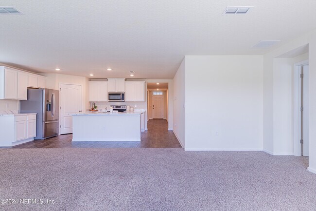 Building Photo - 3474 Cliffside Way