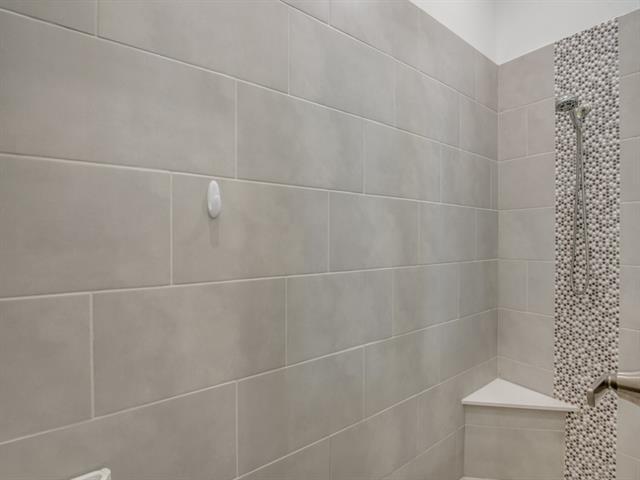 Building Photo - 12851 Shepherds Hill Ln