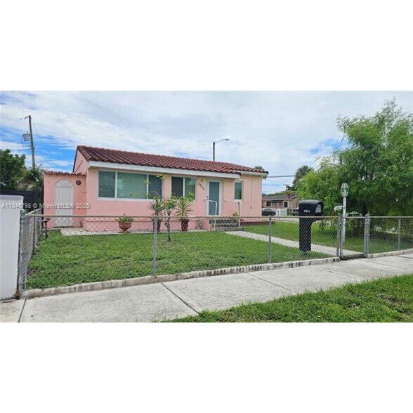 Primary Photo - 3415 W 2nd Ave
