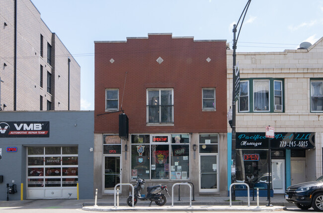 Primary Photo - 2849 W Belmont Ave