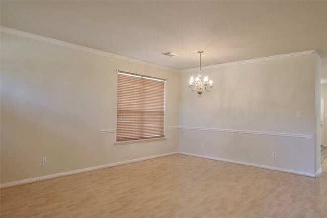 Building Photo - 3215 Cumberland Ct