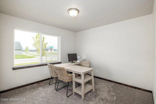 Building Photo - 6407 Bowmore Ln