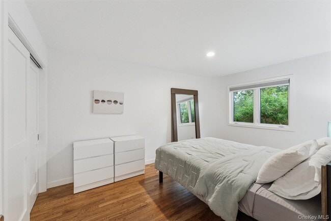 Building Photo - 14 Woodland Ln