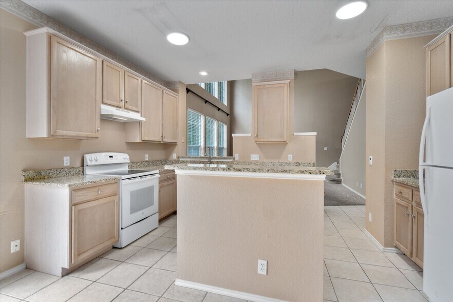 Building Photo - 16303 Ascent Cove