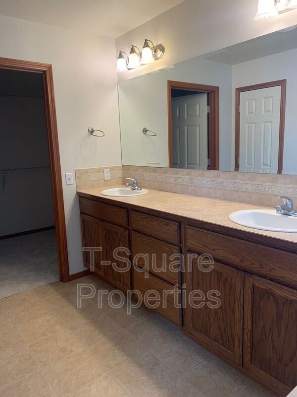 Building Photo - 1929 144th Pl SW