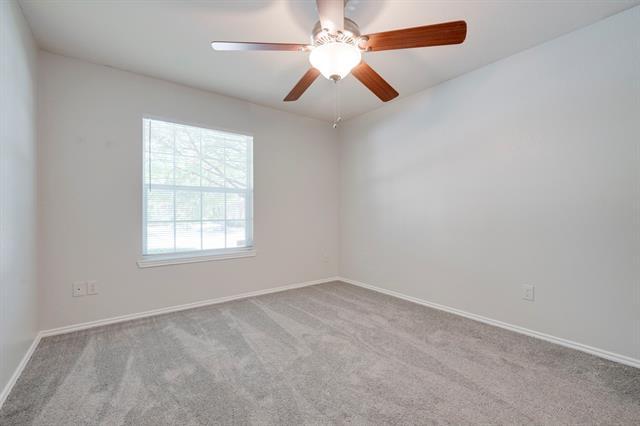 Building Photo - 1405 Cedar Springs Dr