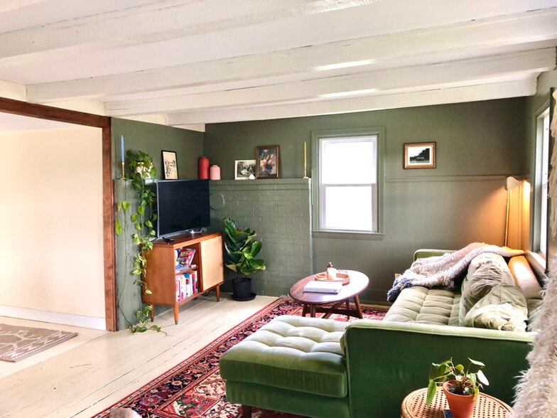 Building Photo - 335 Bath Rd