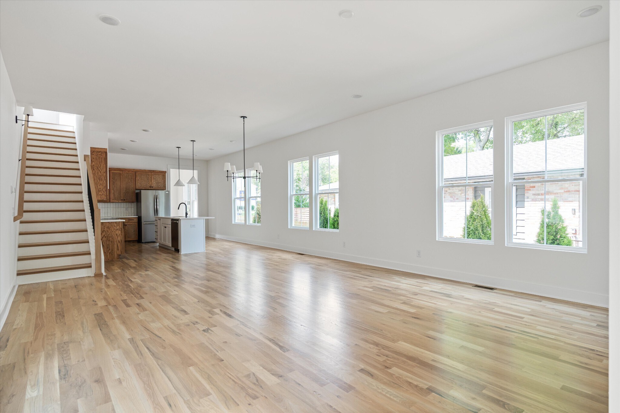 Building Photo - 2830 Clifton Ave