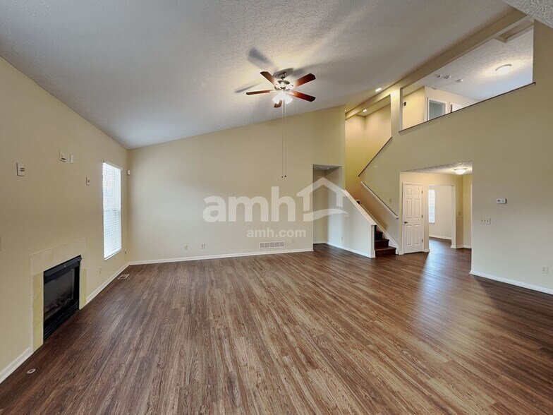 Building Photo - 742 Keltoncrest Dr