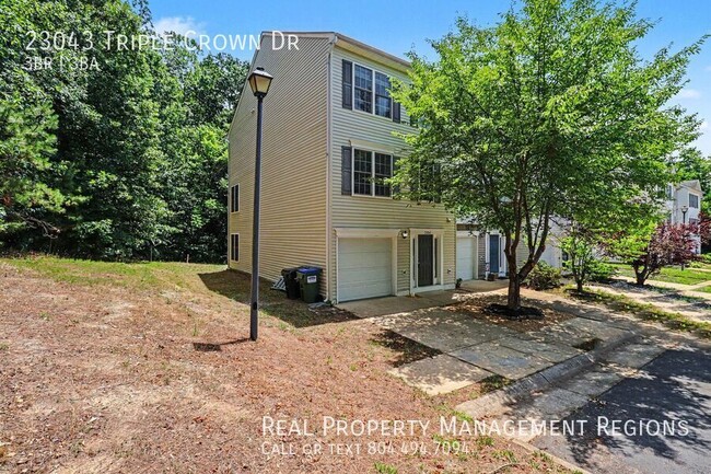 Building Photo - 23043 Triple Crown Dr