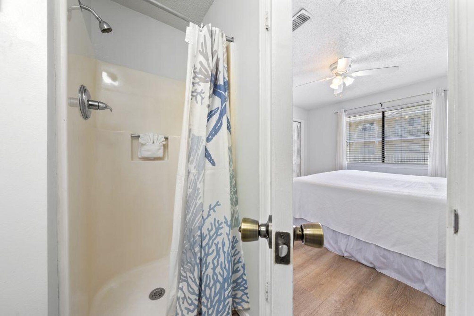 Building Photo - 25925 Canal Rd