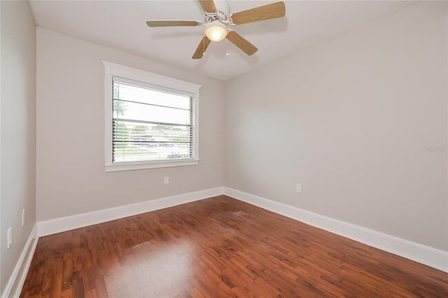 Building Photo - 4820 Camus St