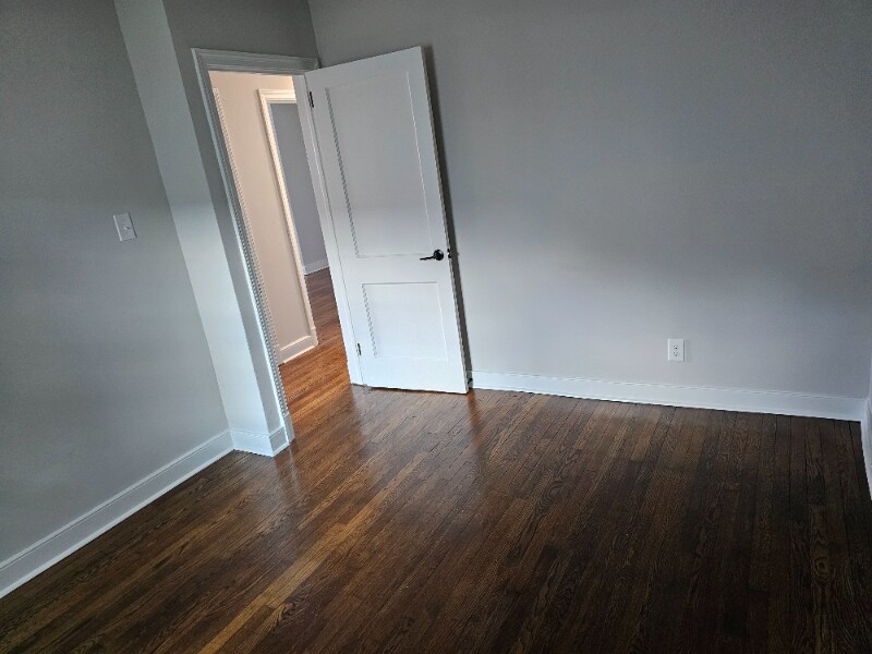Building Photo - 8603 Ackley Ave