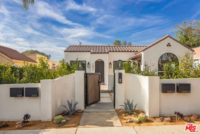 Building Photo - 1031 Havenhurst Dr