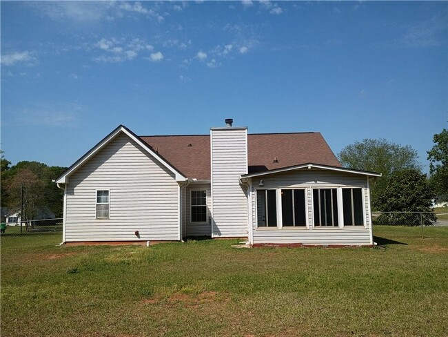 Building Photo - 173 Floresta Dr