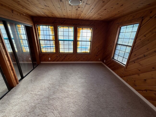 Building Photo - 309 Chestnut St