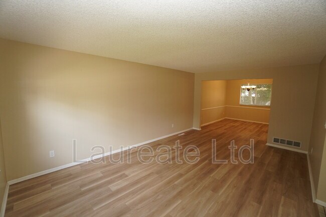 Building Photo - 7564 S Ogden Way