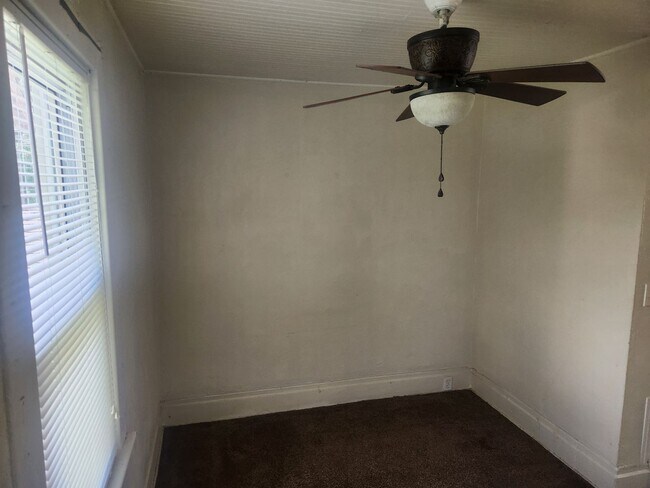 Building Photo - 1726 Ridge Ave