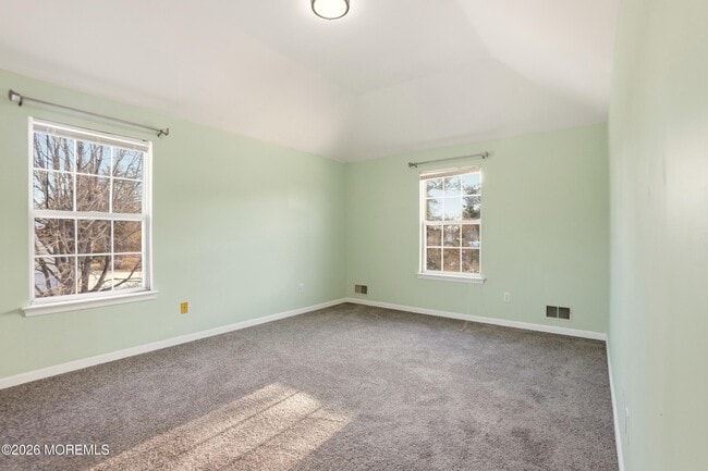 Building Photo - 6 Hummingbird Way