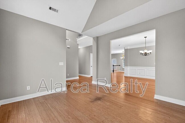 Building Photo - 1454 Bedlington Dr NW