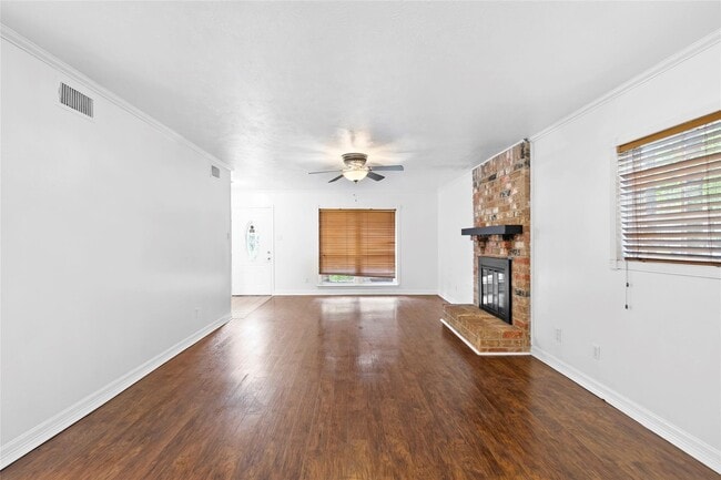Building Photo - 3114 Glen Spring Dr