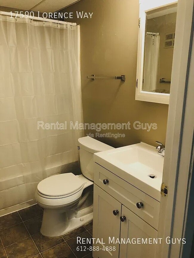 Building Photo - 17590 Lorence Way