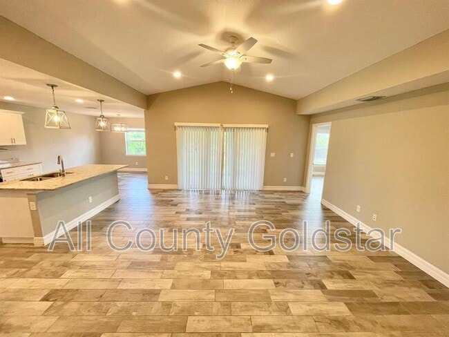 Primary Photo - 134 Swan Dr