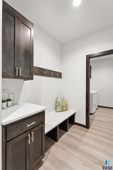 Building Photo - 1113 S Foss Ave