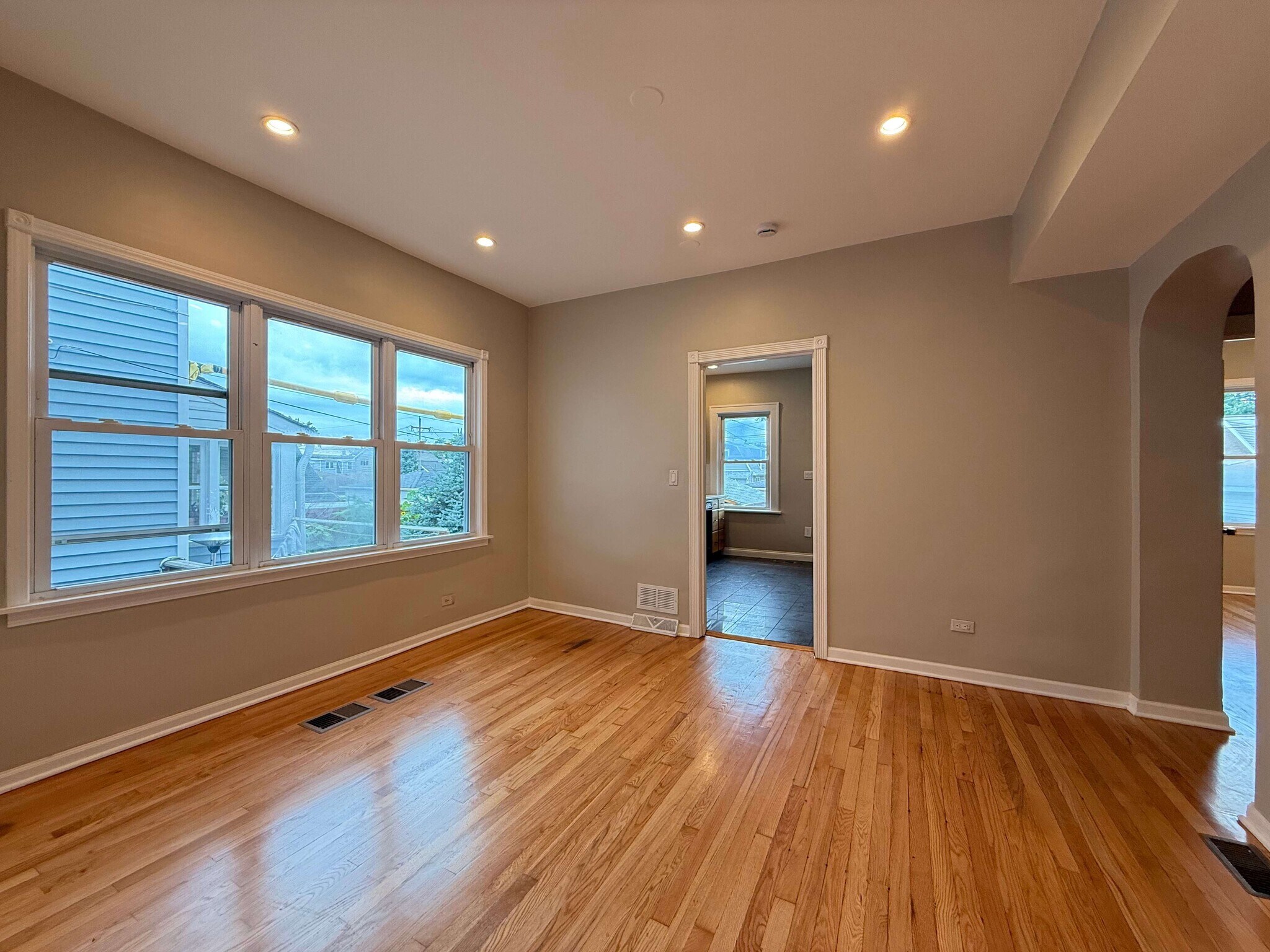 Building Photo - 2130 N 73rd Ave