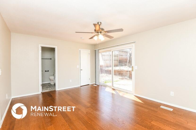 Building Photo - 10617 Dorothy Dr