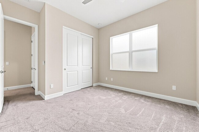 Building Photo - 5608 Macoon Wy