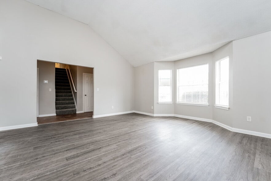 Building Photo - 3735 Salem Chapel Dr