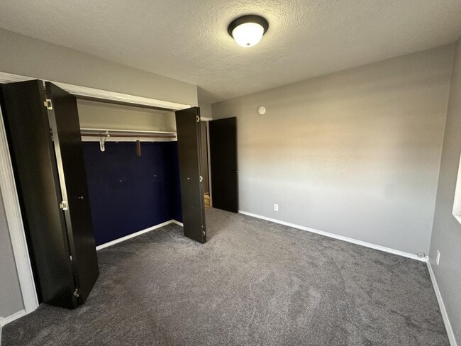 Building Photo - 2067 Sundown St