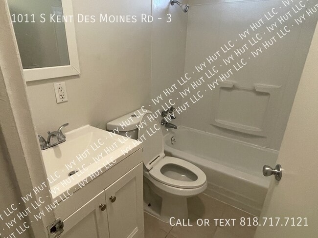 Building Photo - 1011 Kent Des Moines Rd