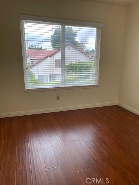 Building Photo - 125 Avenida Grulla