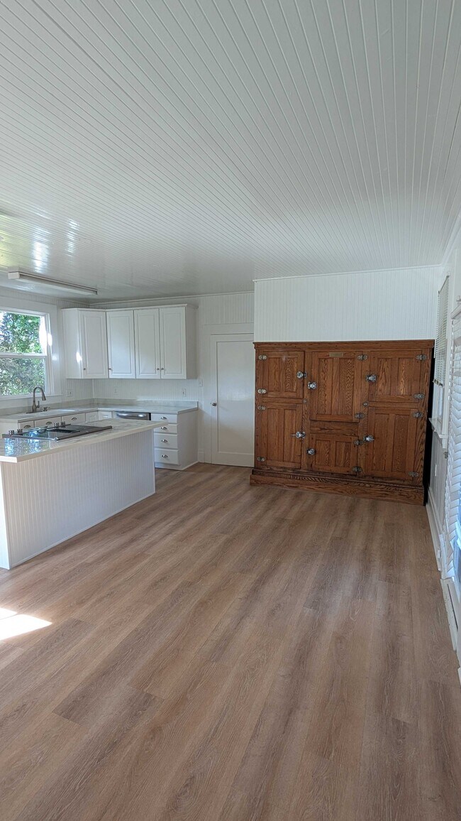 Building Photo - 541 Mason St