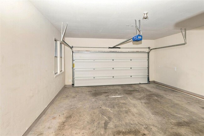 Building Photo - 11400 W Parmer Ln