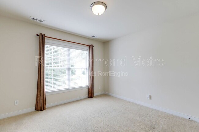 Building Photo - 7667 Patriots Landing Pl