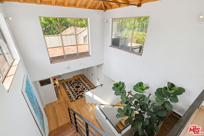 Building Photo - 420 Alta Ave