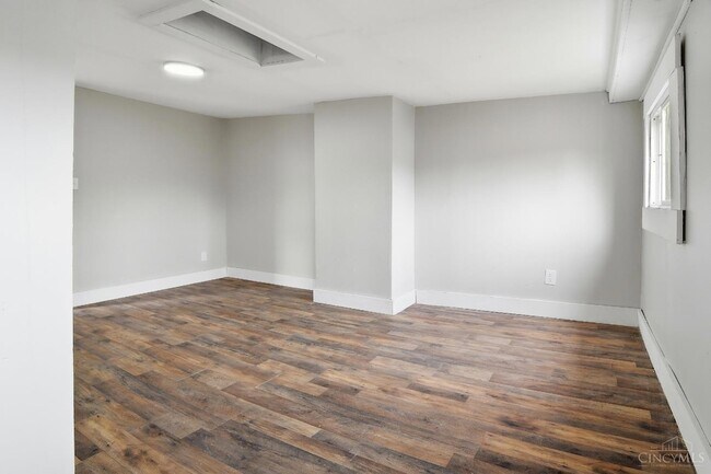 Building Photo - 540 Grand Ave